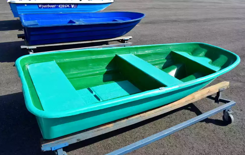 Стеклопластиковая лодка Старт (тримаран) в Муроме