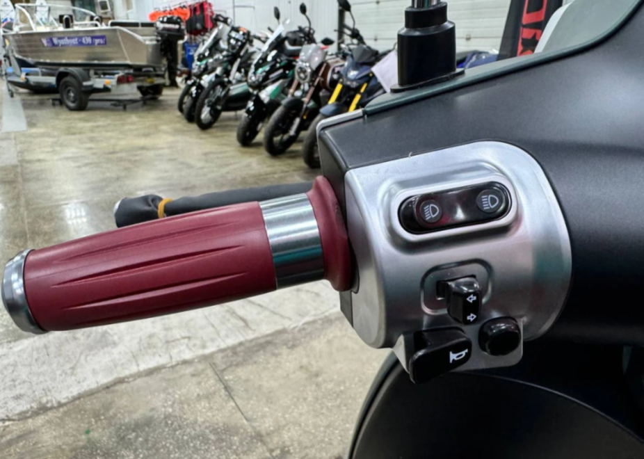 Скутер PROMAX Miami 240 (49) в Муроме