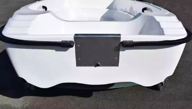 Стеклопластиковая лодка Пингвин (тримаран) в Муроме