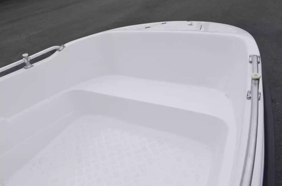 Стеклопластиковая лодка Пингвин New (тримаран) в Муроме