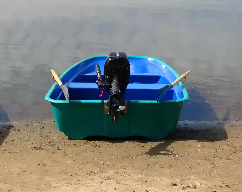 Стеклопластиковая лодка Старт (тримаран) в Муроме