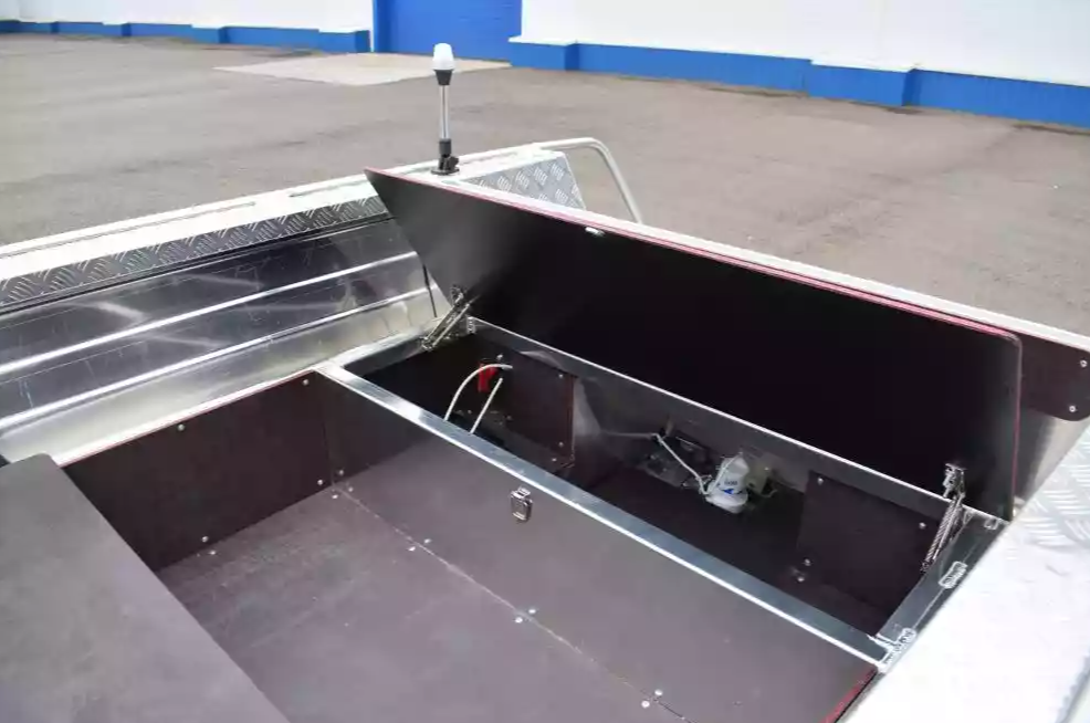 Алюминиевая лодка Wyatboat-390 DCM Увеличенный борт в Муроме