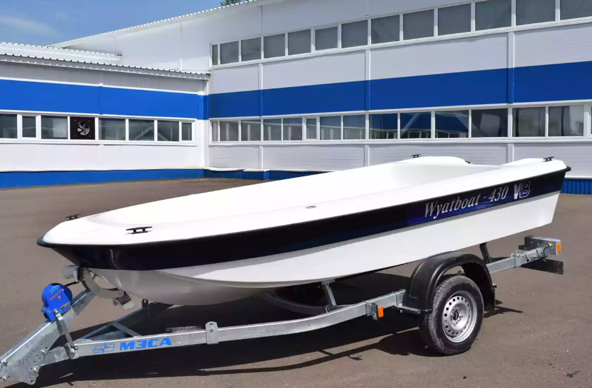 Стеклопластиковая лодка Wyatboat 430 тримаран в Муроме