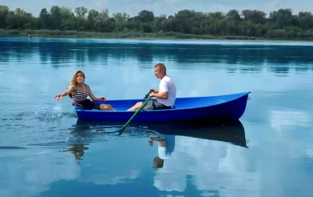 Стеклопластиковая лодка Дельфин в Муроме