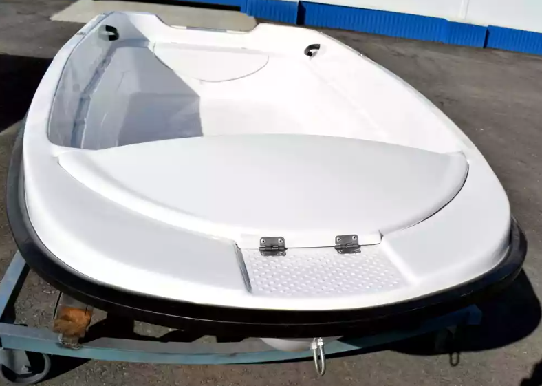 Стеклопластиковая лодка Пингвин (тримаран) в Муроме