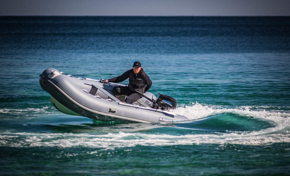 Лодка GLADIATOR RIB380AL в Муроме