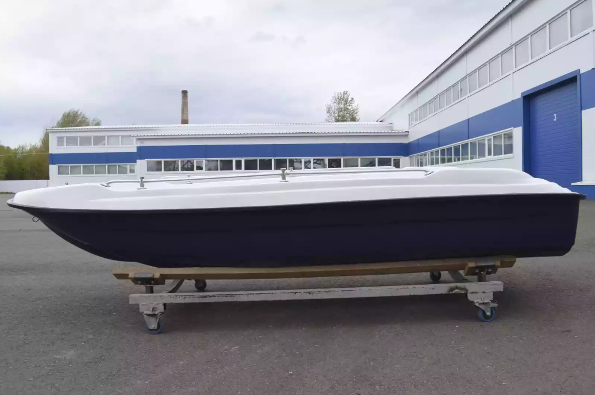 Стеклопластиковая лодка Пингвин New (тримаран) в Муроме