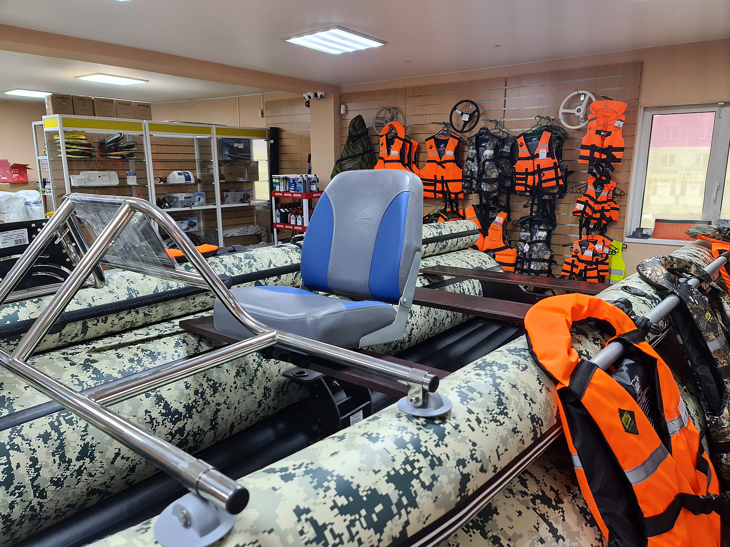 КРЕСЛО МЯГКОЕ РАСКЛАДНОЕ С ПОВОРОТНЫМ МЕХАНИЗМОМ ДЛЯ ЛОДОК в Муроме