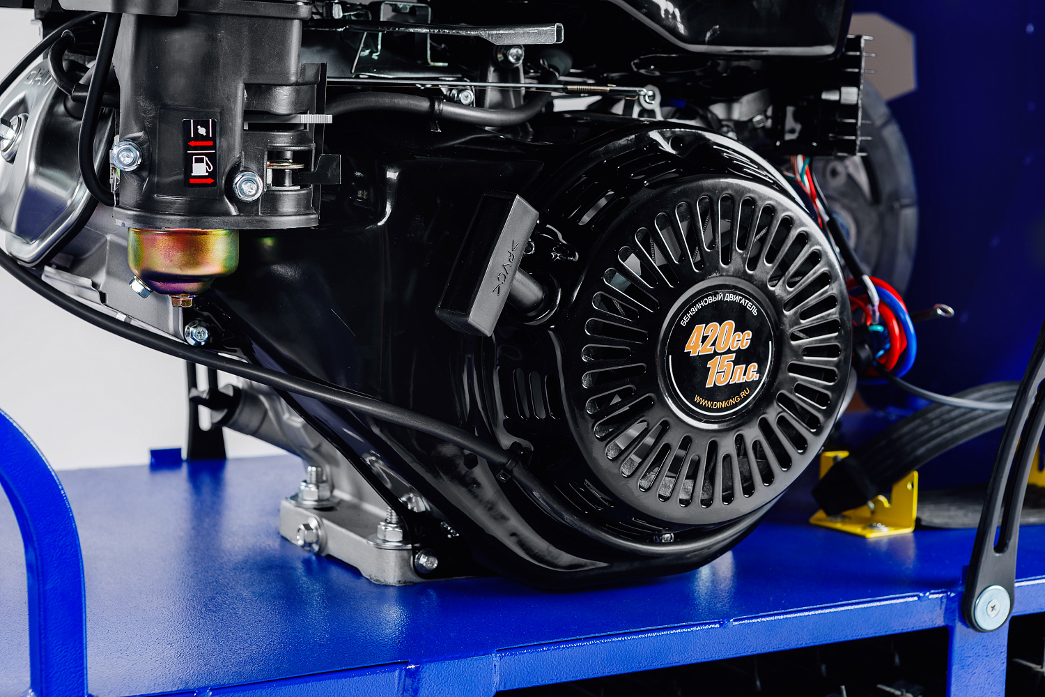 Мотобуксировщик SNOW DOG 17 с эл. запуском (DINKING) в Муроме