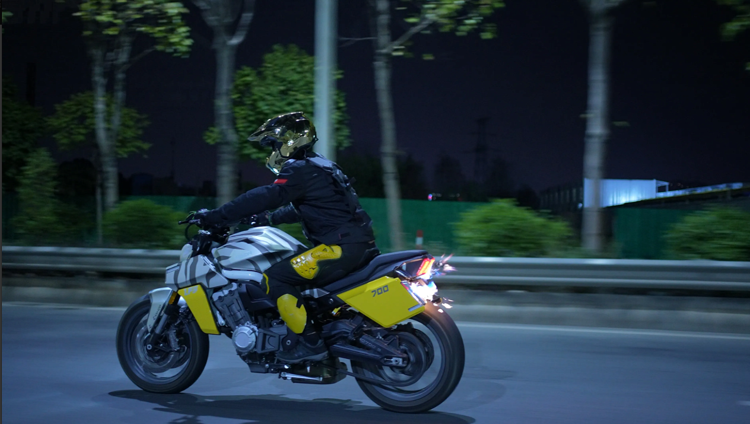 Мотоцикл Benda LFS 700 в Муроме